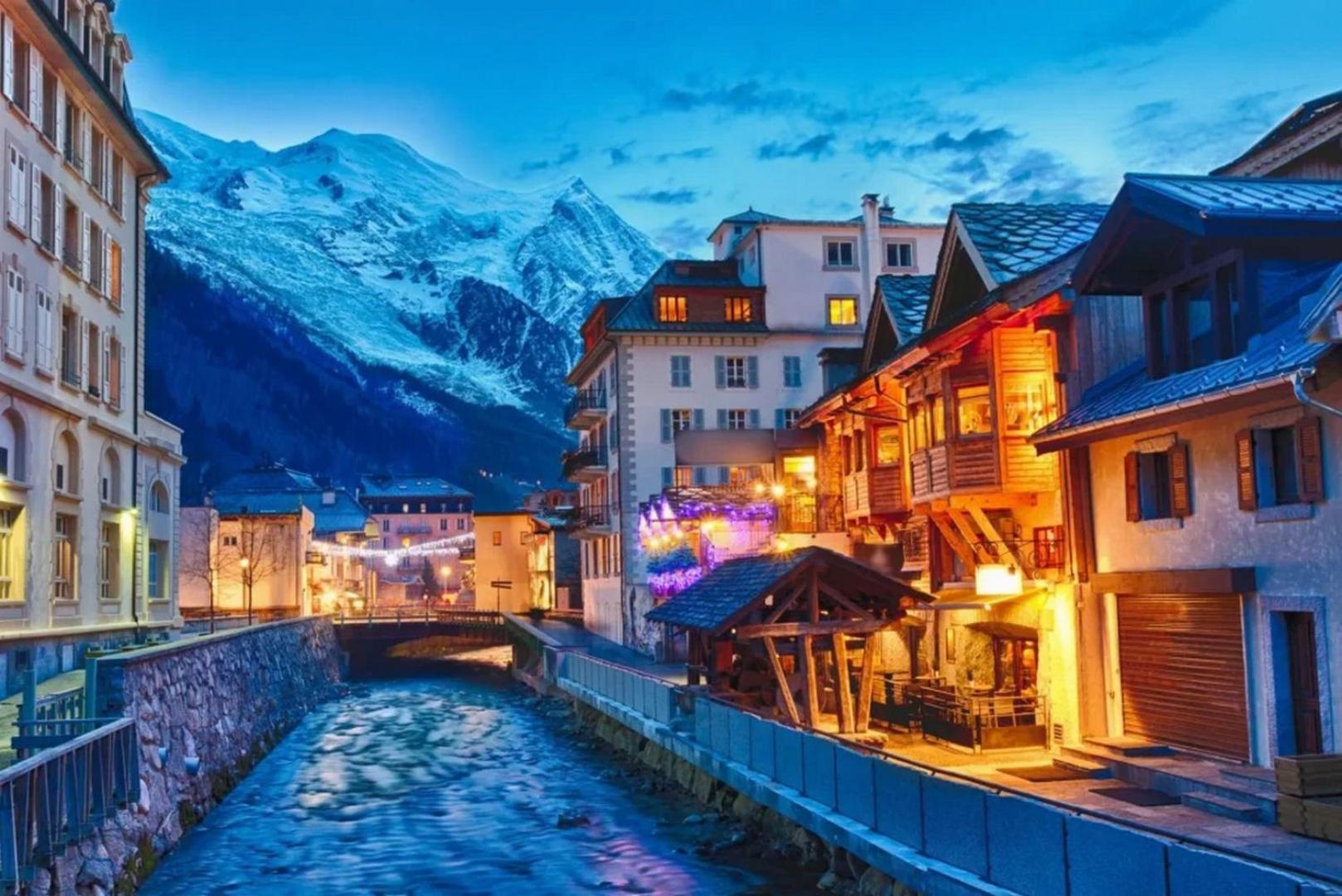 Apartment Midi Loft - A Central Chamonix Mountain Haven Eksteriør bilde